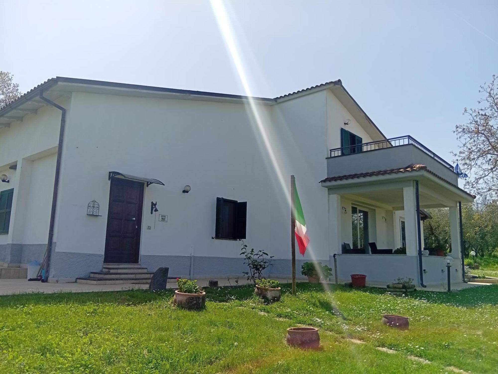 Agriturismo Santa Maria Марта Екстериор снимка
