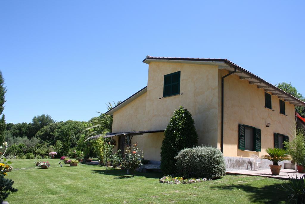 Agriturismo Santa Maria Марта Екстериор снимка
